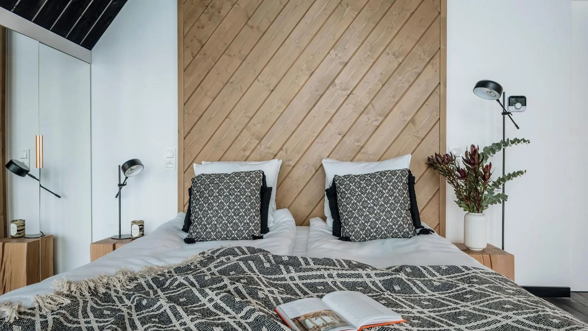 شقة Crystal Pine Spa Villas - Loftaffair Collection زاكوباني