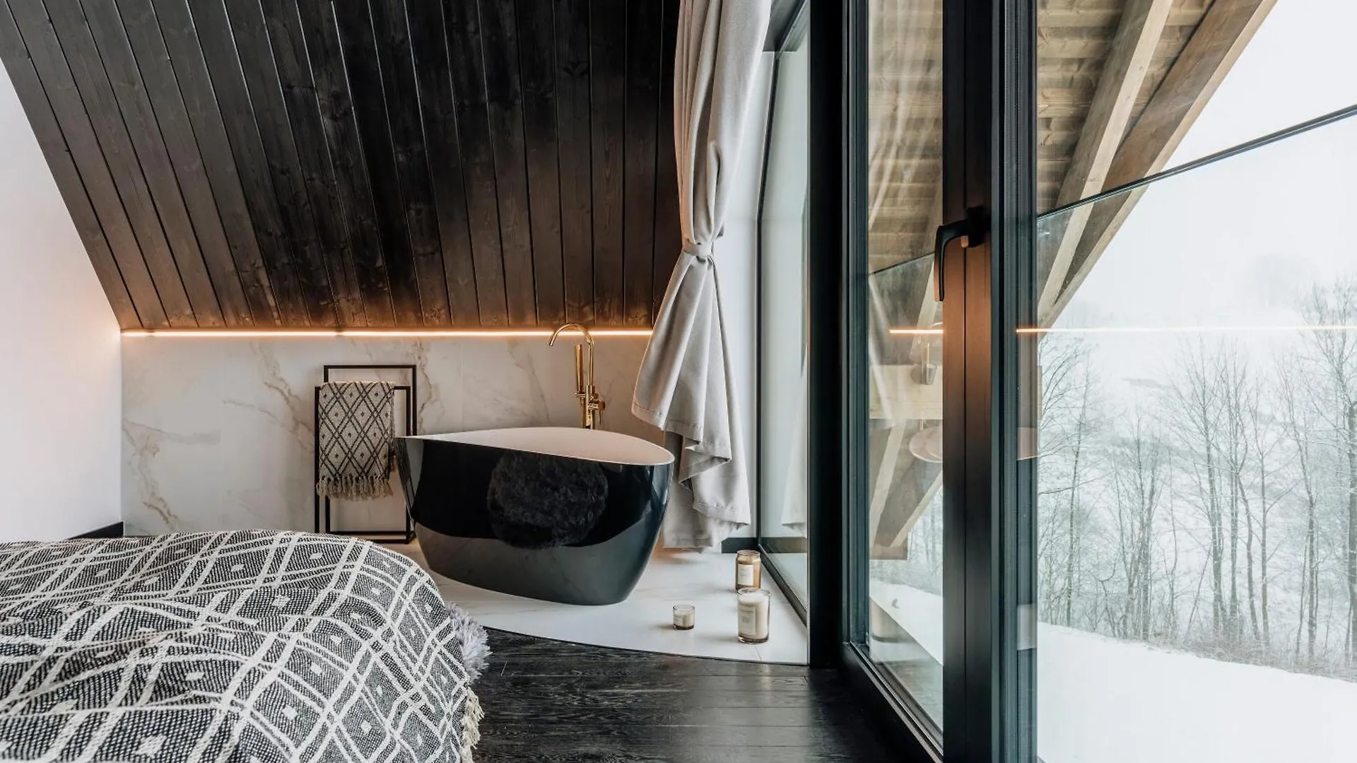 شقة Crystal Pine Spa Villas - Loftaffair Collection زاكوباني