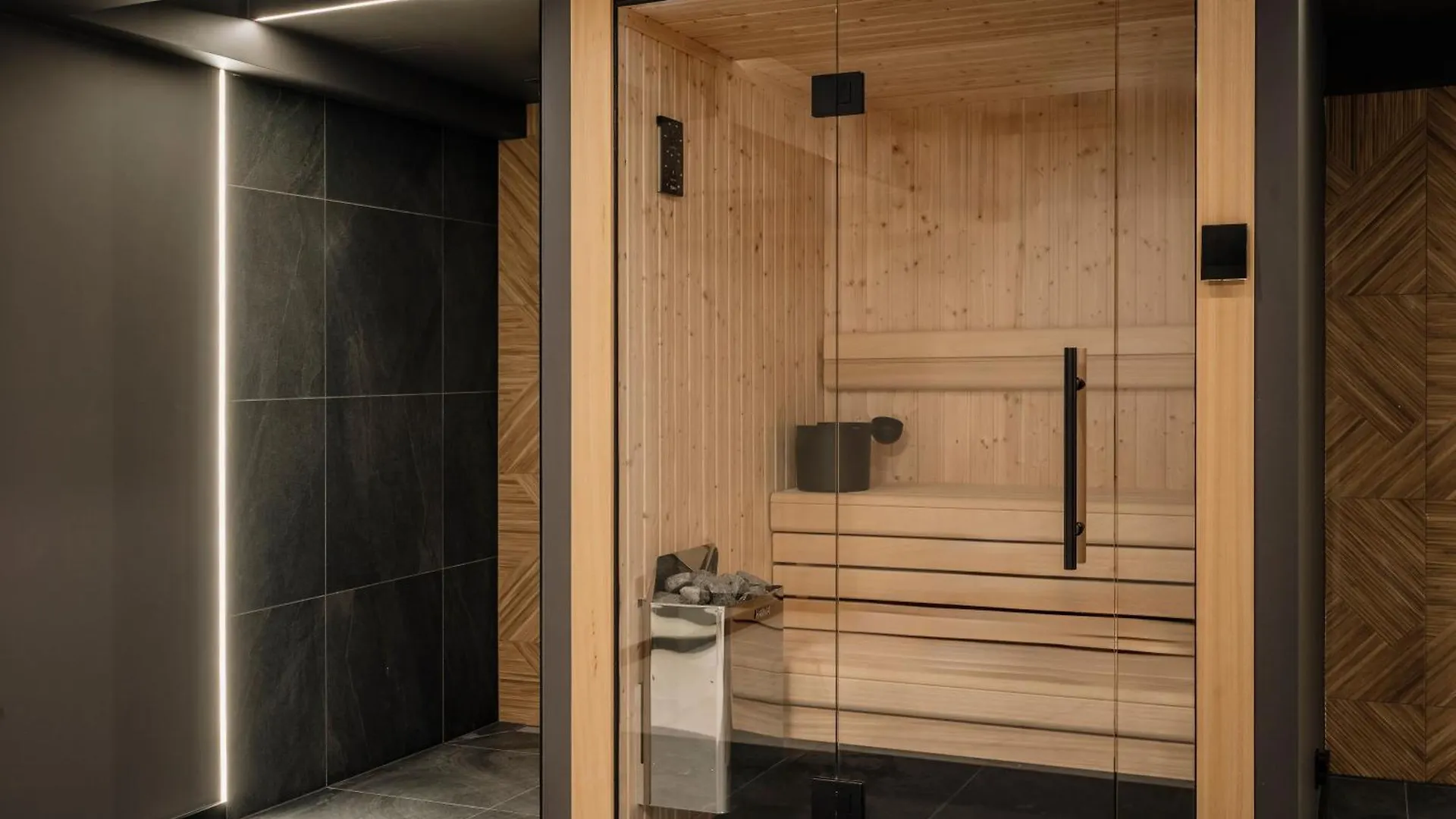 شقة Crystal Pine Spa Villas - Loftaffair Collection زاكوباني بولندا